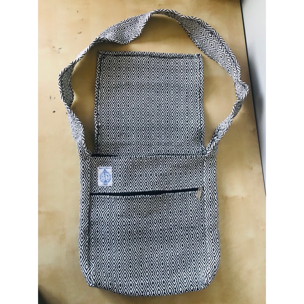 Crossbody bag - Black and White